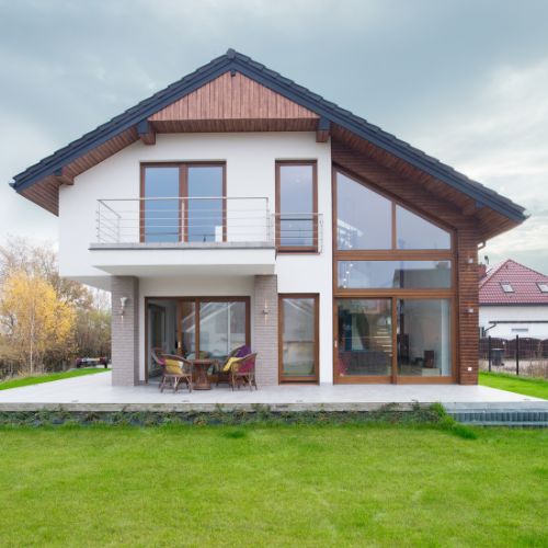 CzyścimyDomy.pl - Czyszczenie, malowanie, odgrzybianie elewacji, dachów.